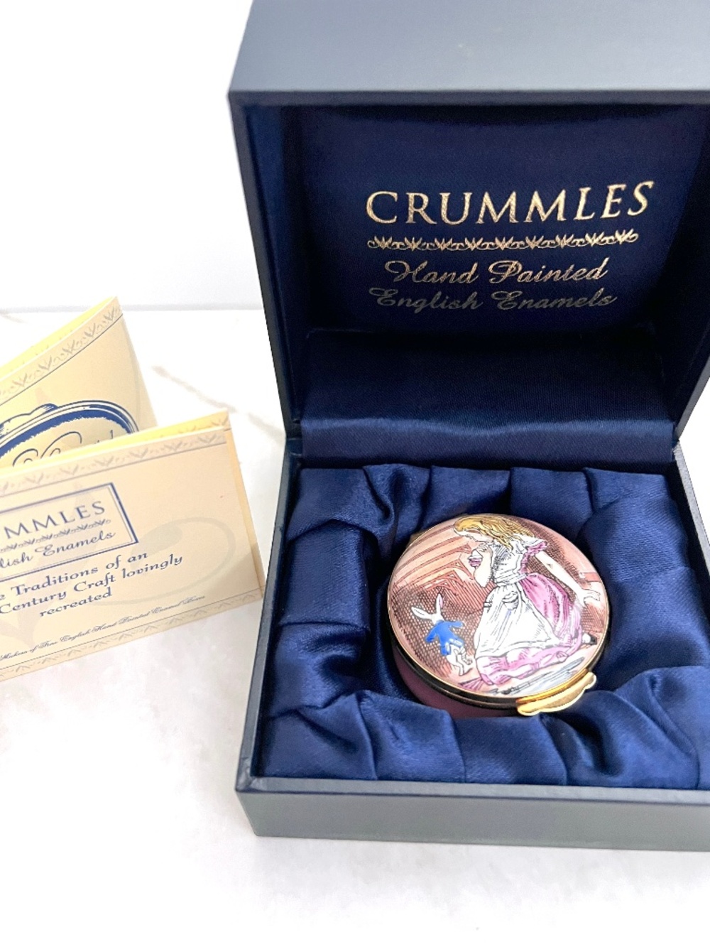 Rare Crummles Alice in Wonderland Enamel Box English Hand Painted Trinket Box